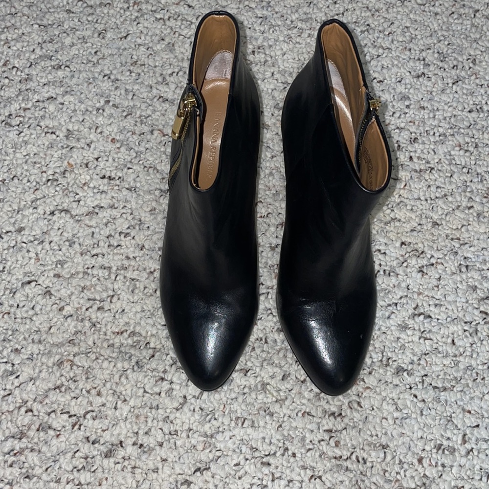 Sold on Mercari 🧡 Banana Republic Zipper Ankle Boots - Picture 8 of 8